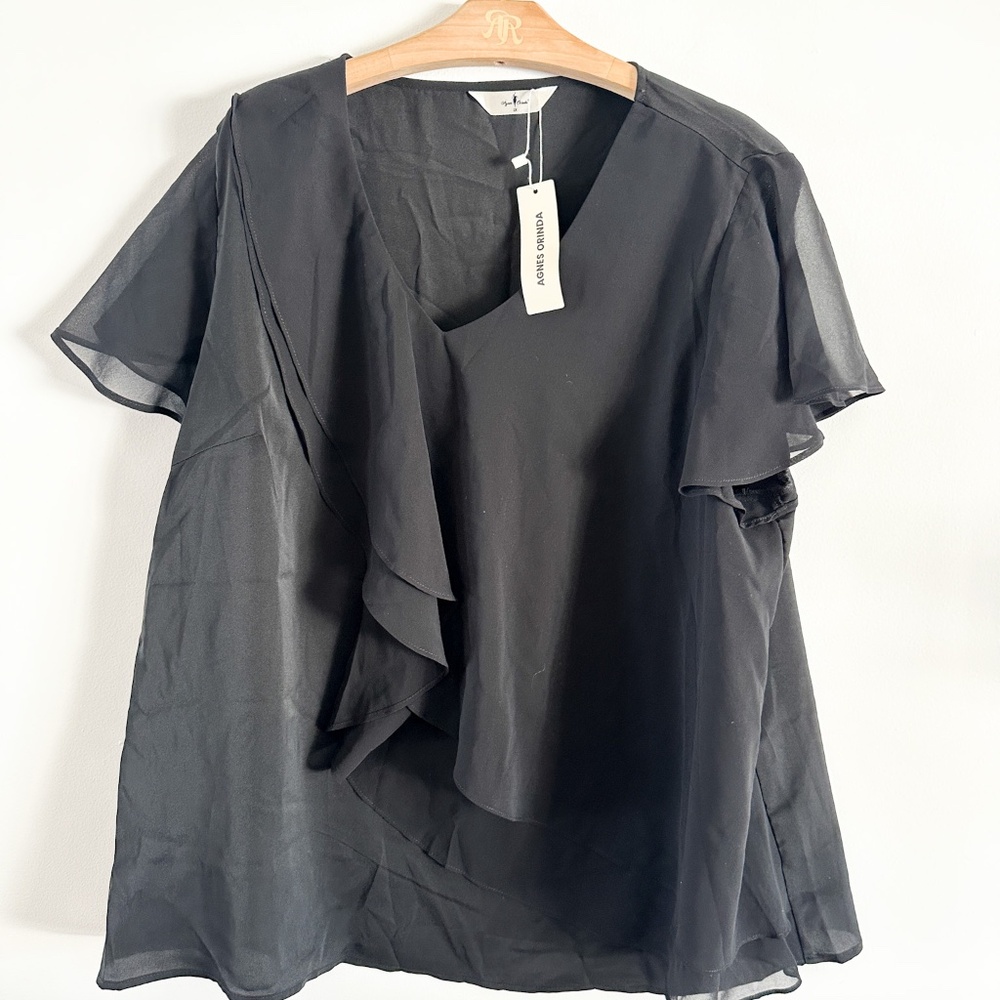 NWT Agnes Orinda Black Blouse with Ruffled front detailing. - PLUS SIZE: 2X